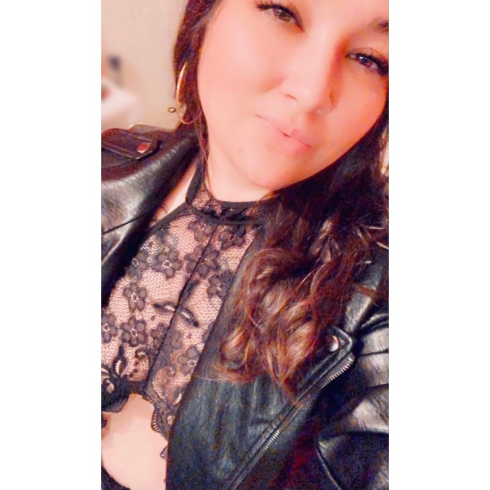 Meet your Posher, Gabriella